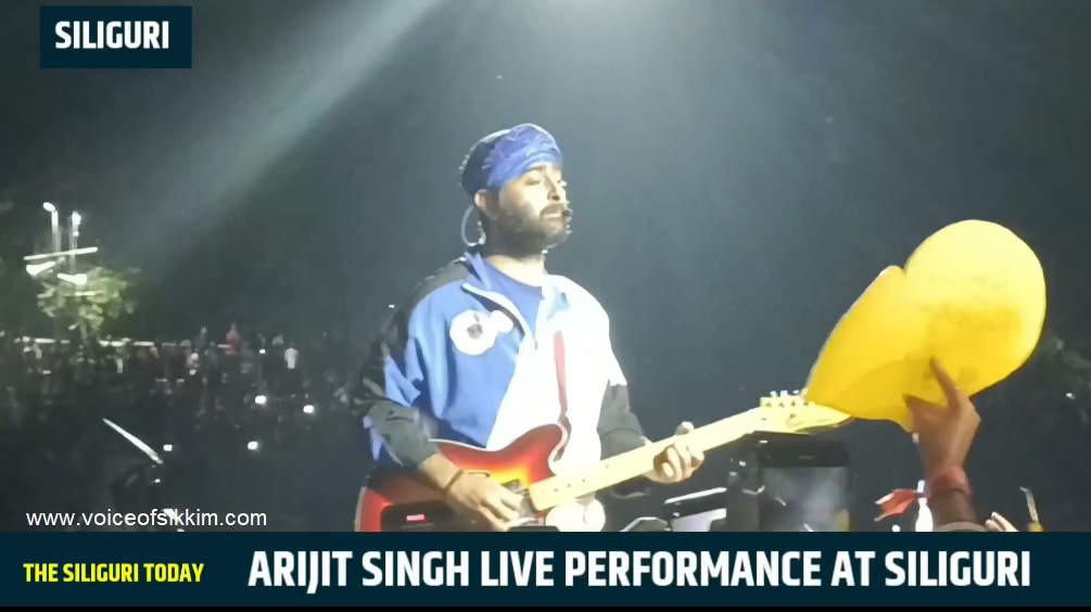 Arijit Singh Mesmerizes the Crowd at Kanchenjunga Stadium in Siliguri