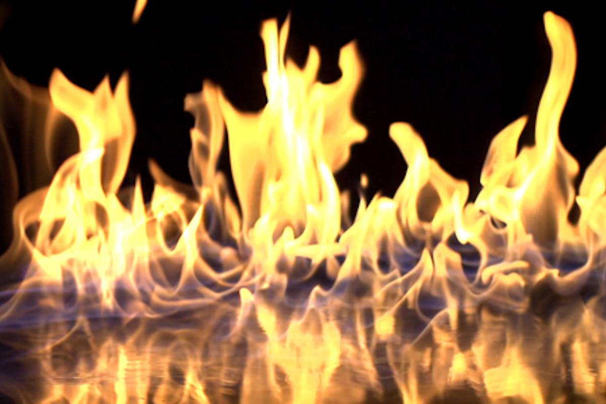 Siliguri Shocker : Drunk Husband allegedly burns wife to death