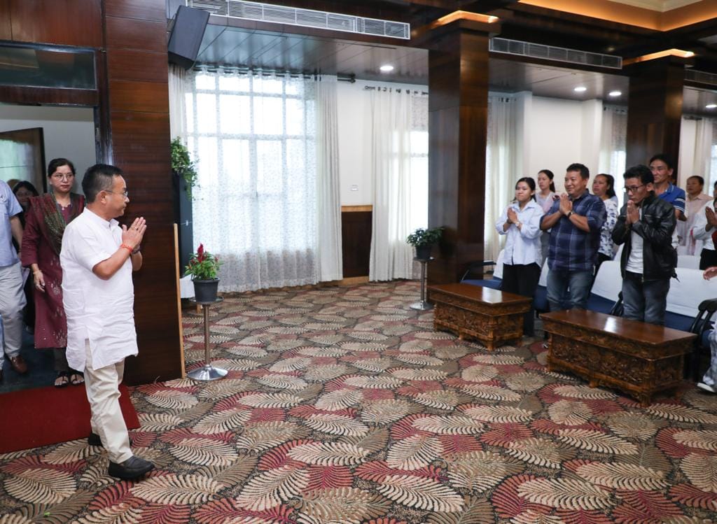 CM Provides Financial Assistance To Underprivileged Students