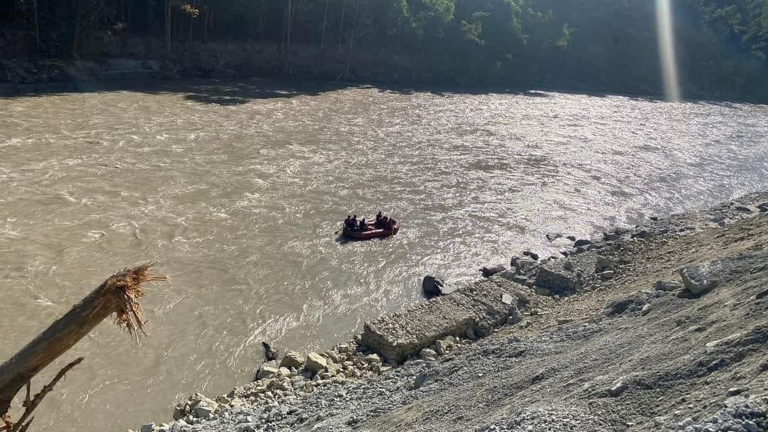 Two killed in private car accident at Likhu Bhir NH10