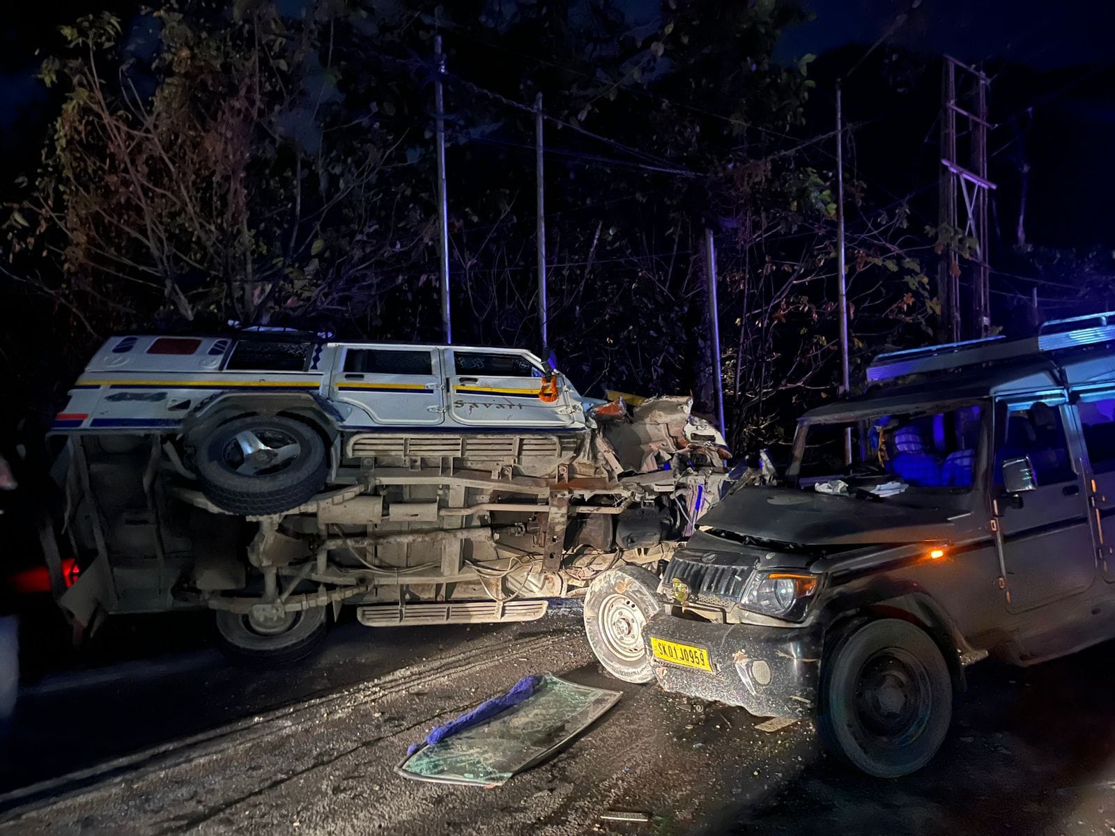 Savari and Mahindra Bolero Collision at Mining Along NH10