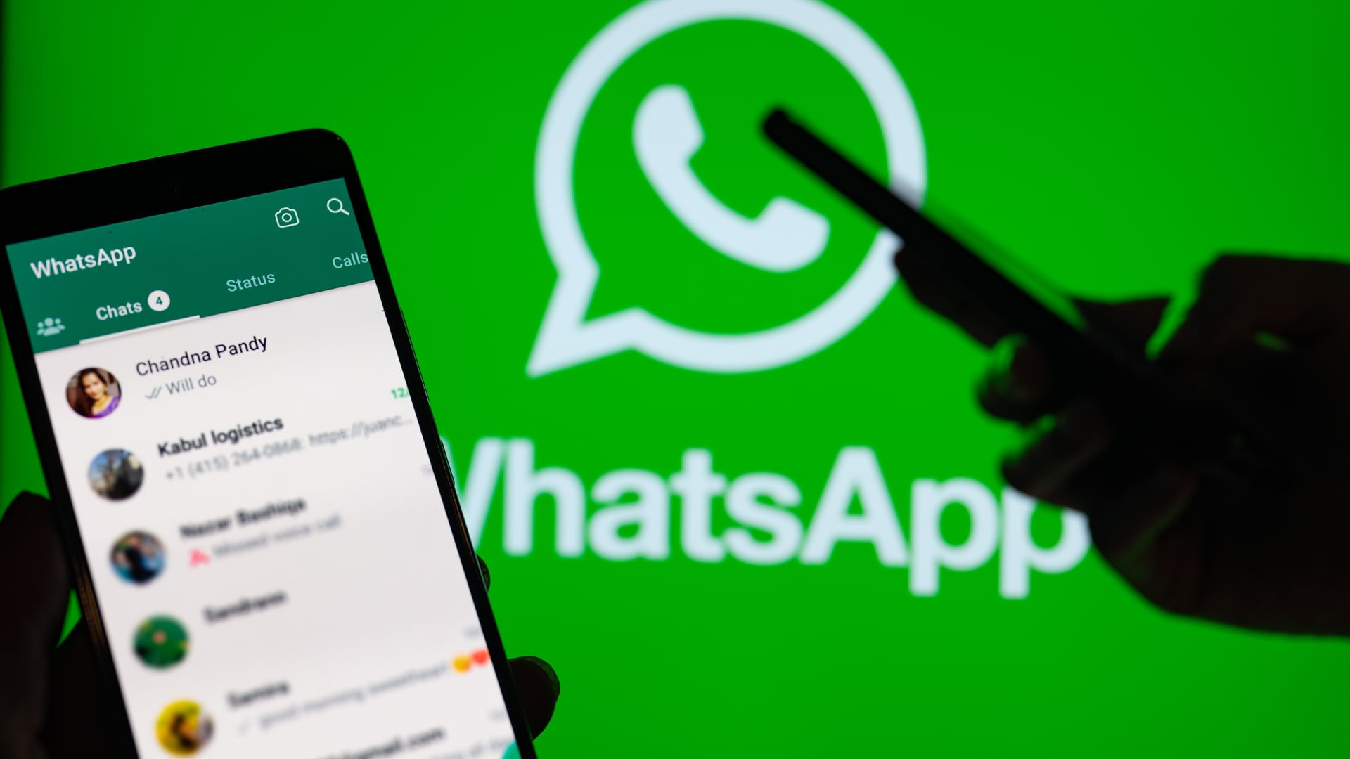 WhataApp Update : Now Block Unknown Spam and Senders Right From Lock Screen