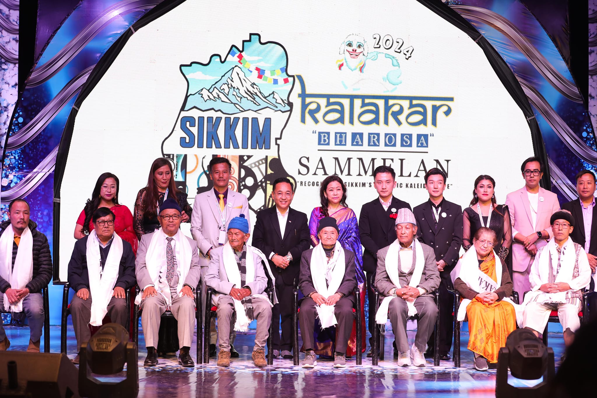 Many Prominent Artists Honoured During ‘Kalakar Bharosa Sammelan 2024’