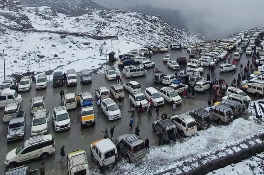 Tourism Department will limit the number of vehicle permits for Nathula to 800