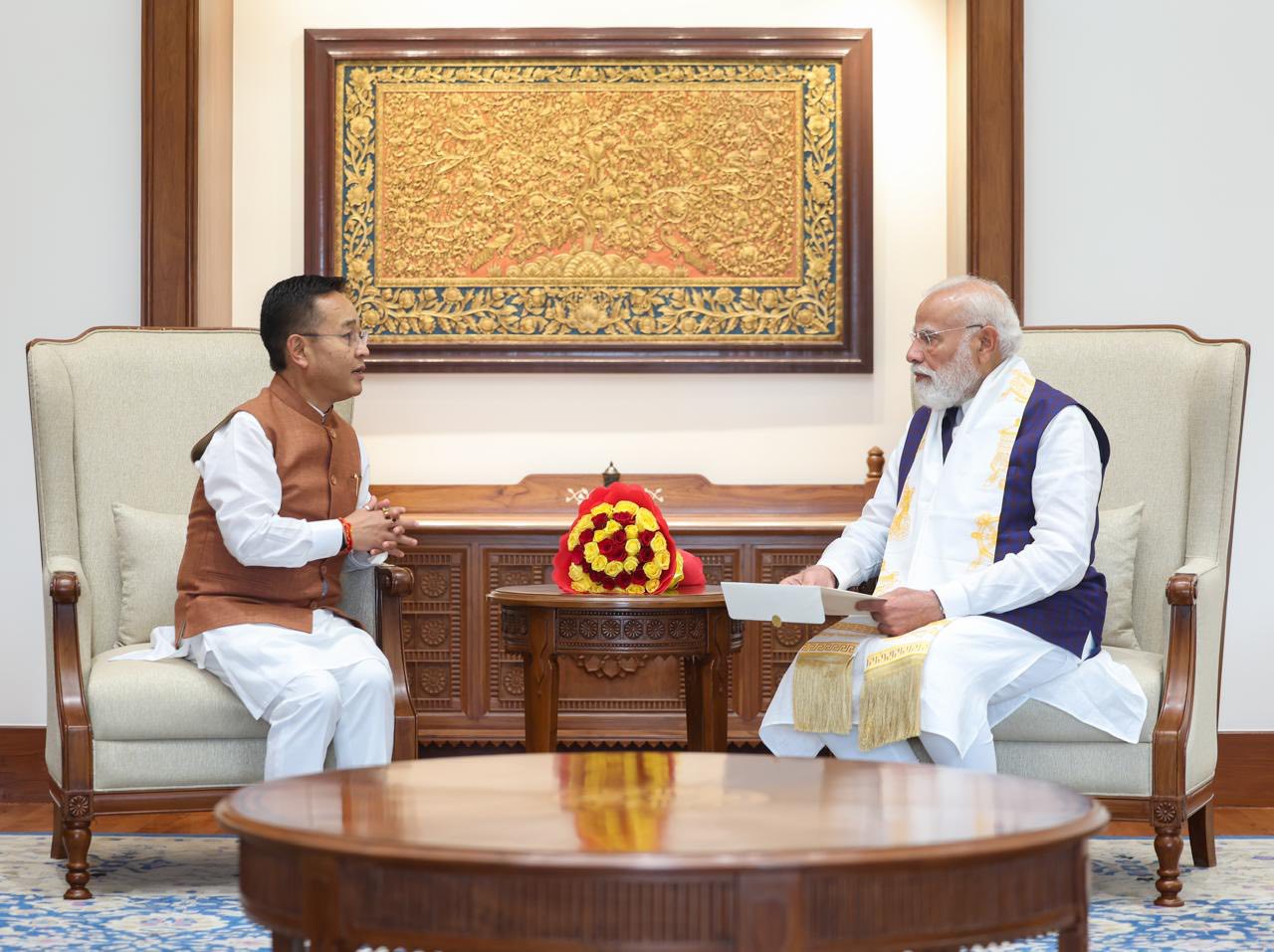 Sikkim CM Golay’s Delhi Blitz: Modi Accepts Golden Jubilee Invite, Rs 820 Crore Secured, Cardamom Gets Centre Stage