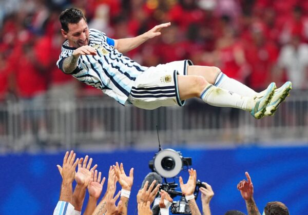 Argentina players celebrate 3-2 comeback win over Egypt in FIFA World Cup 2026 Round of 16 in Atlanta Argentina players celebrate 3-2 comeback win over Egypt in FIFA World Cup 2026 Round of 16 in Atlanta