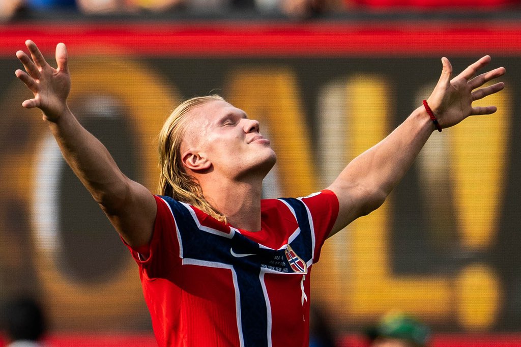 Erling Haaland celebrates scoring for Norway against Brazil in the FIFA World Cup 2026 Round of 16