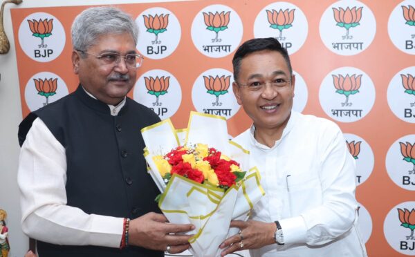 CM Prem Singh Tamang Welcomes New Sikkim Governor Dushyant Gautam